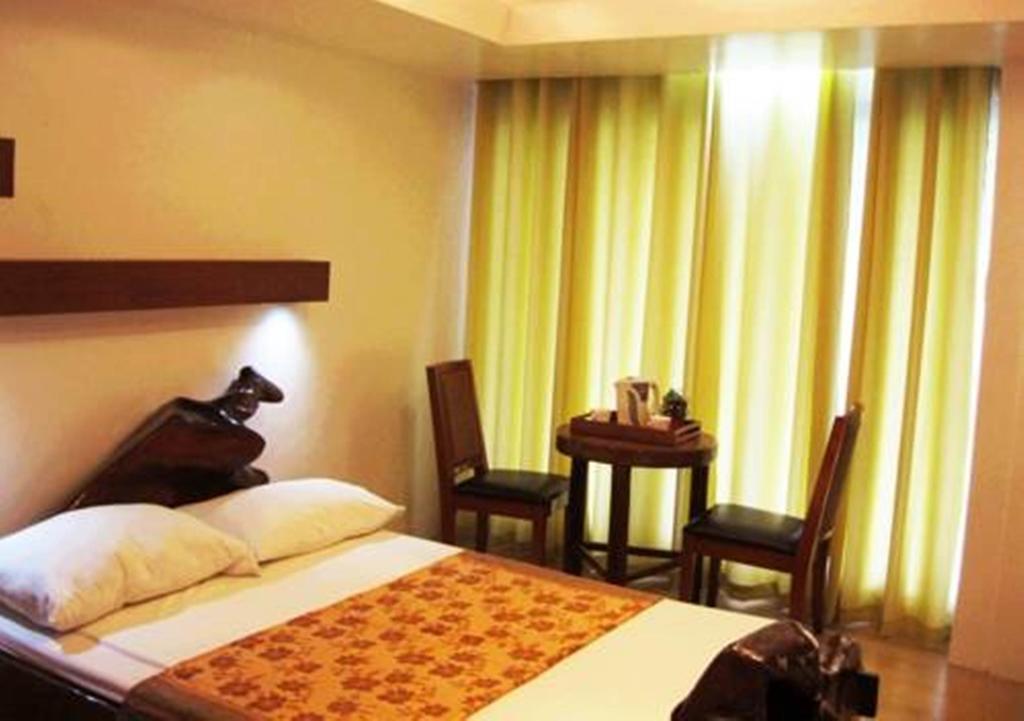 Callospa And Resort Antipolo Buitenkant foto