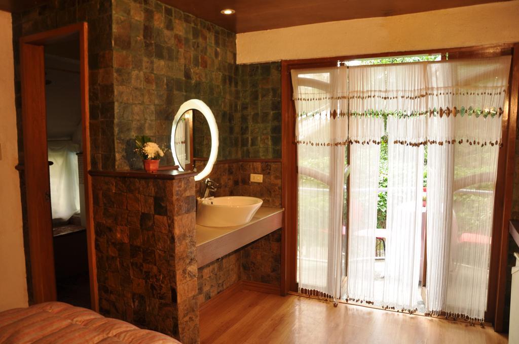 Callospa And Resort Antipolo Buitenkant foto